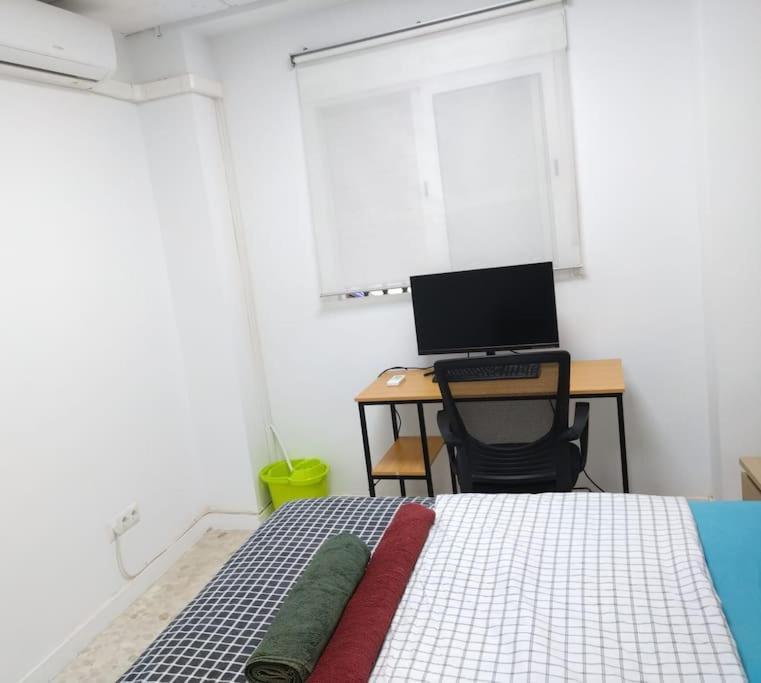 Appartment As A Service. Book It Now Málaga Buitenkant foto