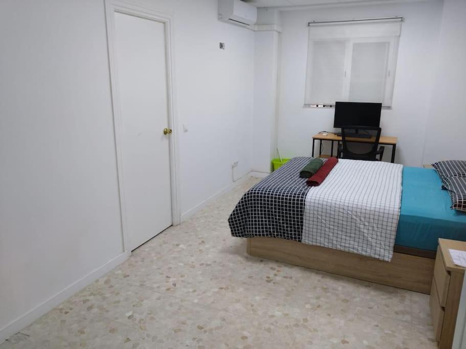 Appartment As A Service. Book It Now Málaga Buitenkant foto
